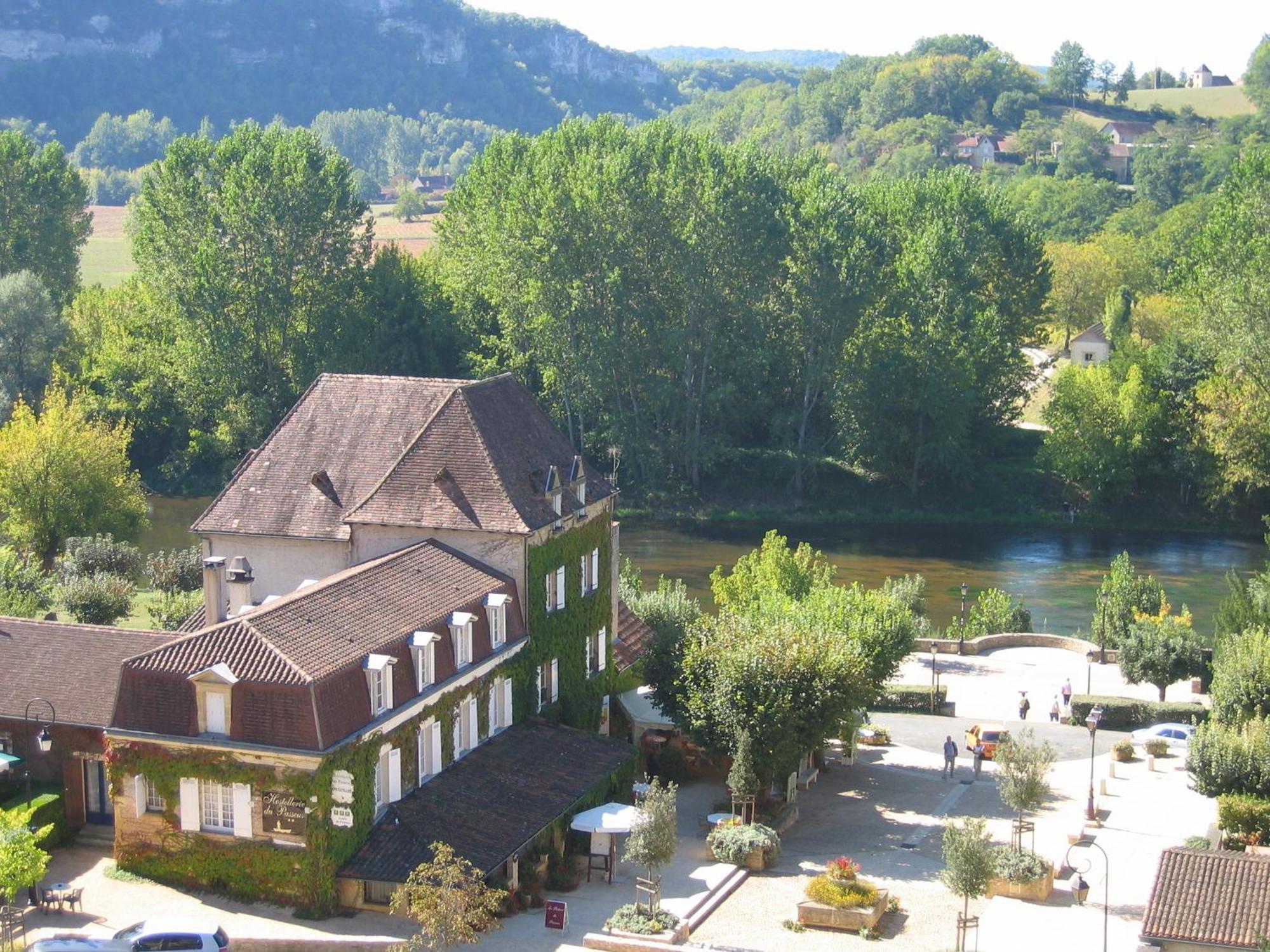 Hostellerie du Passeur - Hôtel&Restaurant - Climatisation et Piscine chauffée Les Eyzies Exterior foto